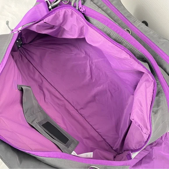 Athleta Spring Tote Gym Duffle Weekender Bag - Picture 6 of 13